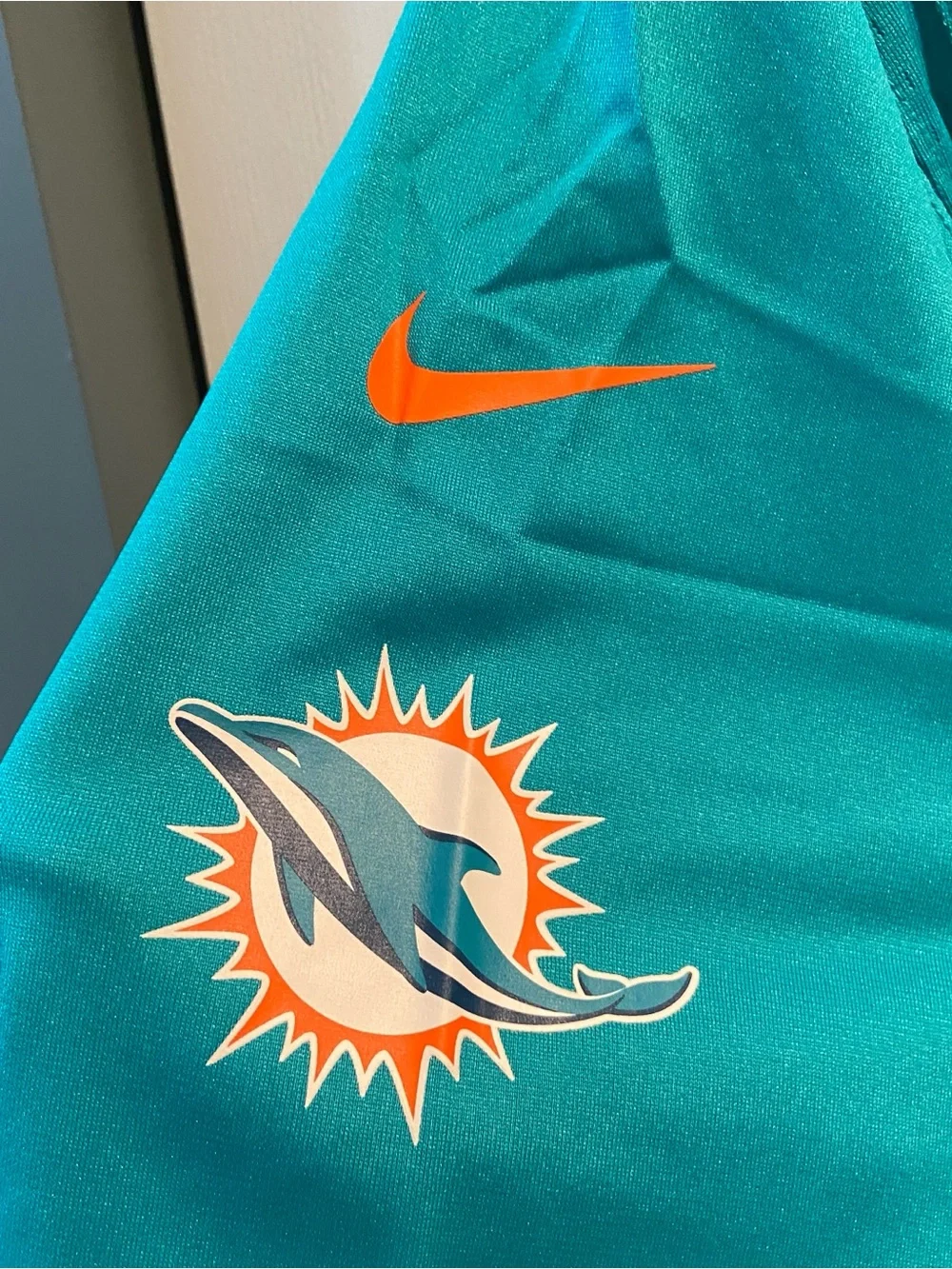 $130 NWT Nike Miami Dolphins - Tua Tagovailoa - Player Game Jersey  - Men’s L